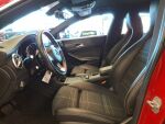 Mercedes-Benz CLA 2016 Punainen