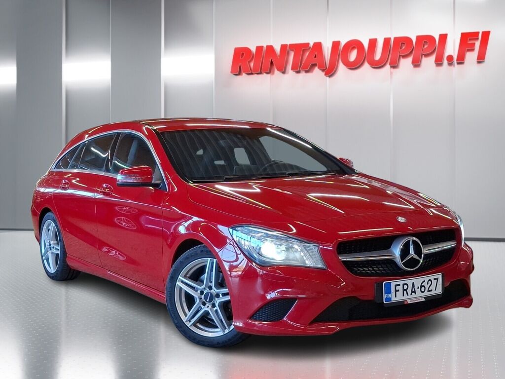 Mercedes-Benz CLA 2016 Punainen