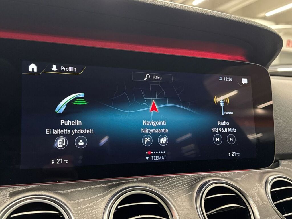Mercedes-Benz E 2021 Musta