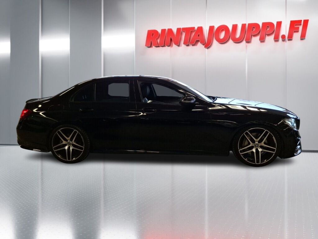 Mercedes-Benz E 2018 Musta