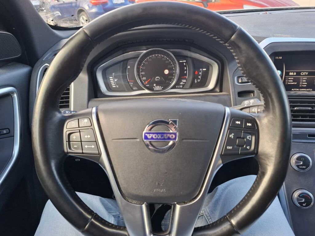 Volvo XC60 2017 Valkoinen