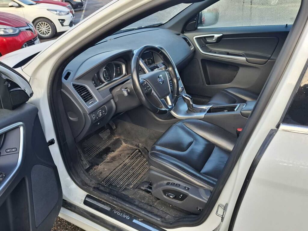 Volvo XC60 2017 Valkoinen