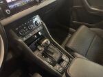 Skoda Karoq 2021 Valkoinen