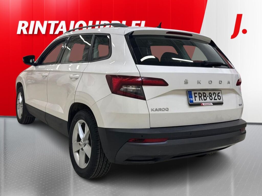 Skoda Karoq 2021 Valkoinen