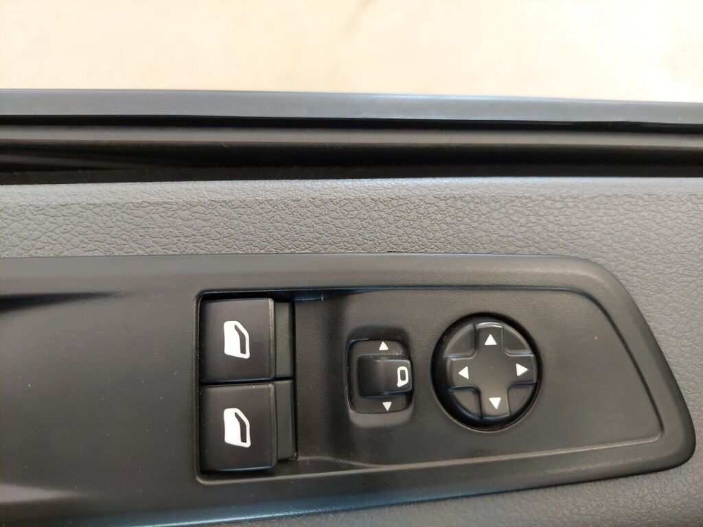 Opel Vivaro 2021 Valkoinen