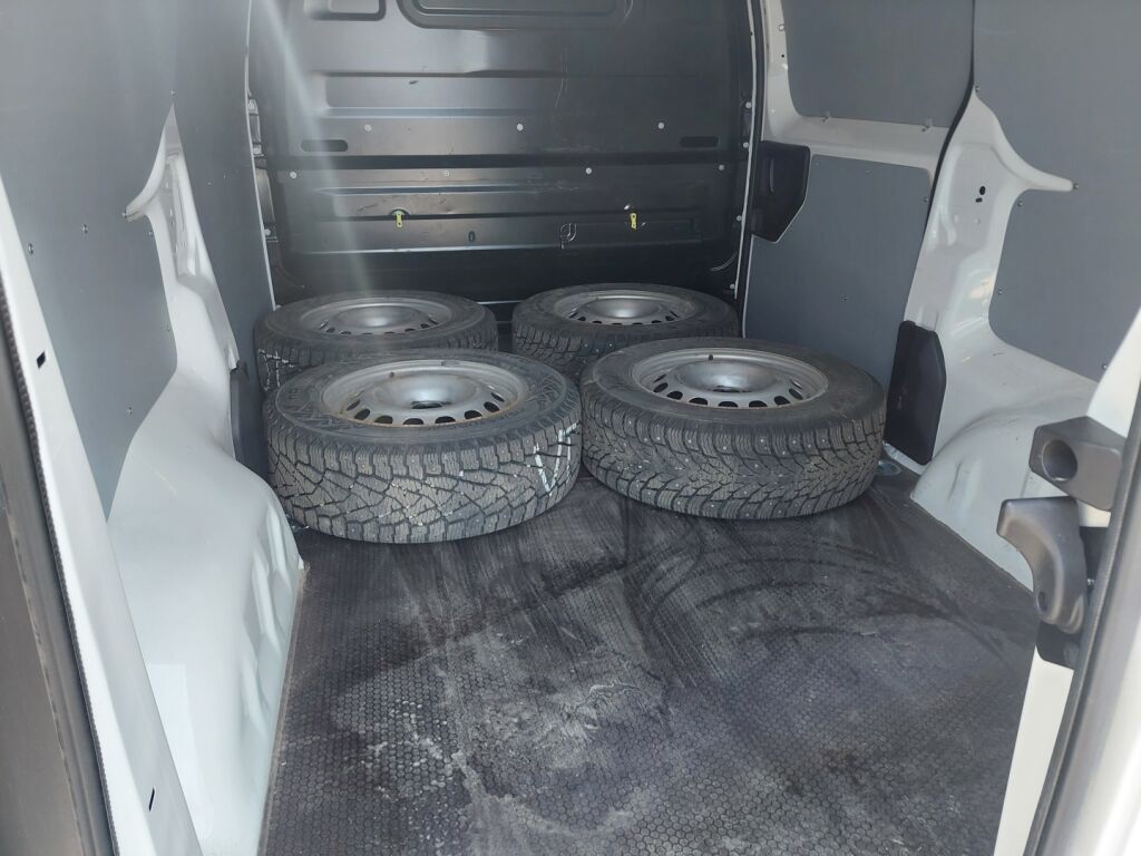 Opel Vivaro 2021 Valkoinen