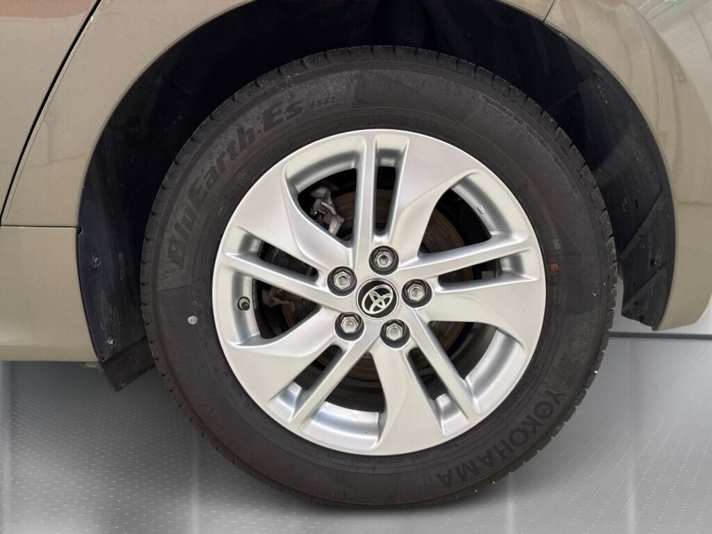 Toyota Yaris 2021 Ruskea (beige)