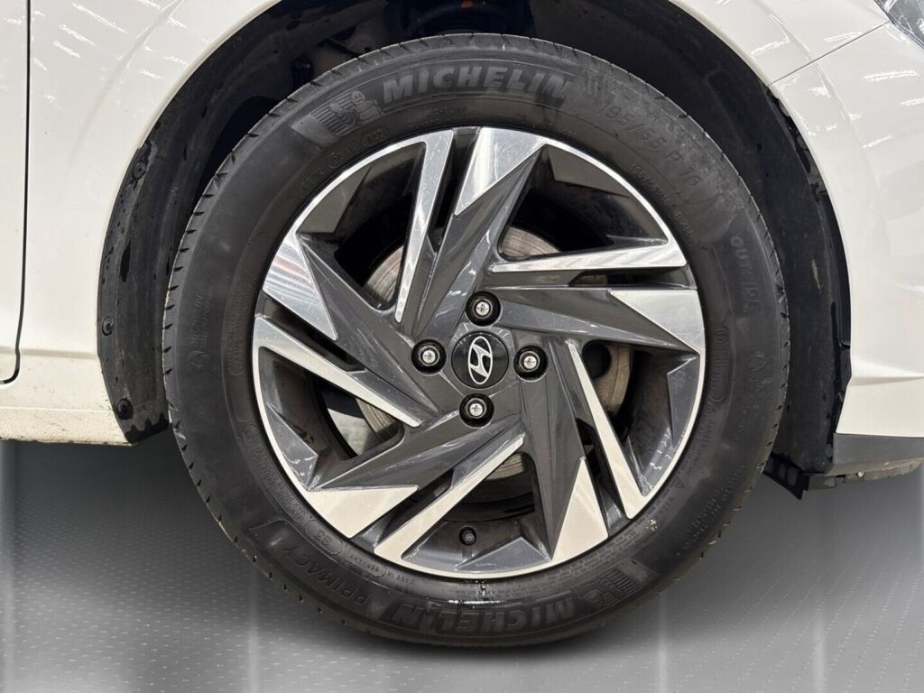 Hyundai i20 Hatchback 2021 Valkoinen