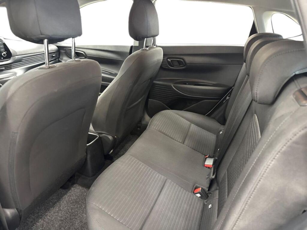 Hyundai i20 Hatchback 2021 Valkoinen