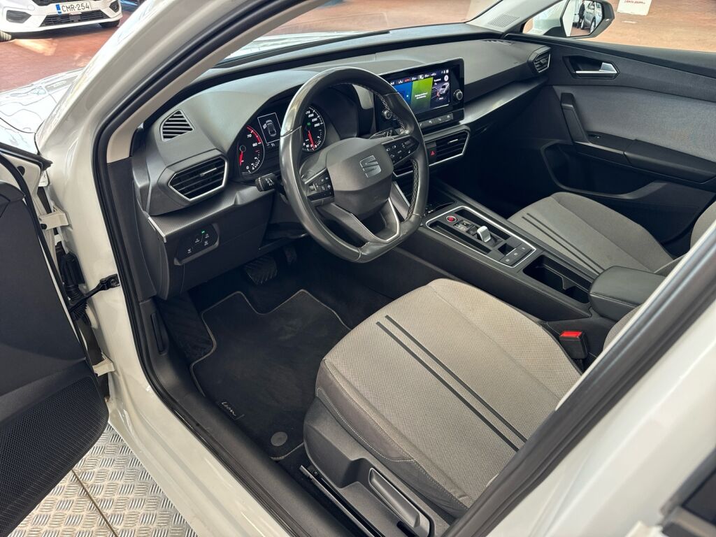 Seat Leon Sportstourer 2021 Valkoinen