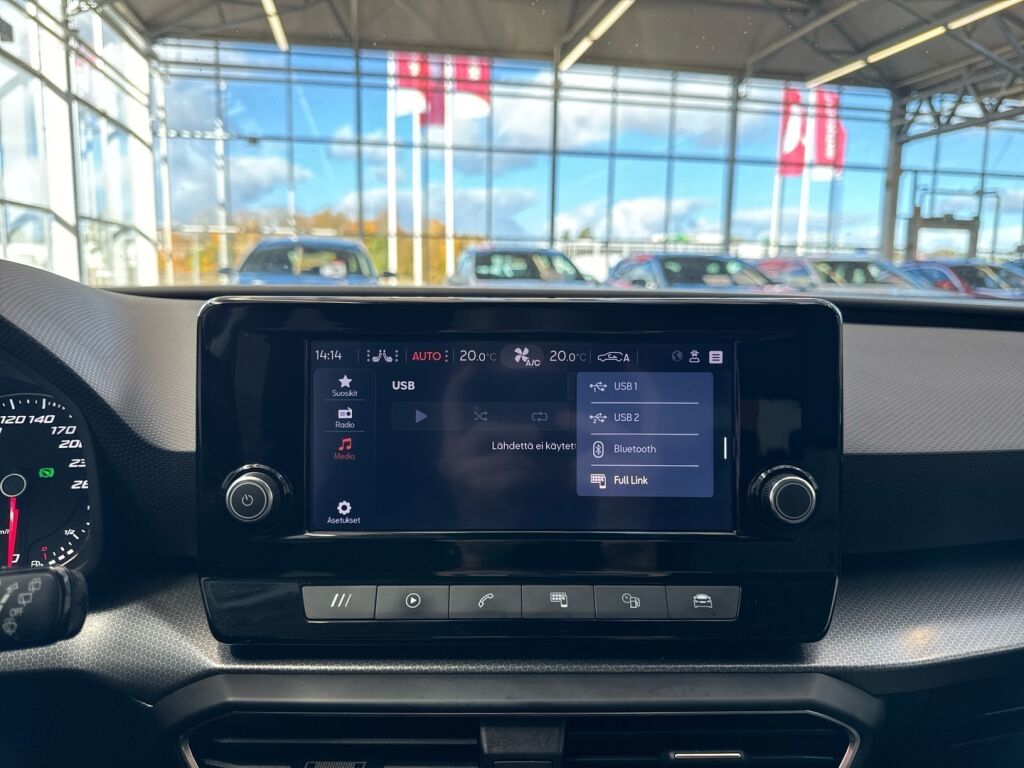 Seat Leon Sportstourer 2021 Valkoinen