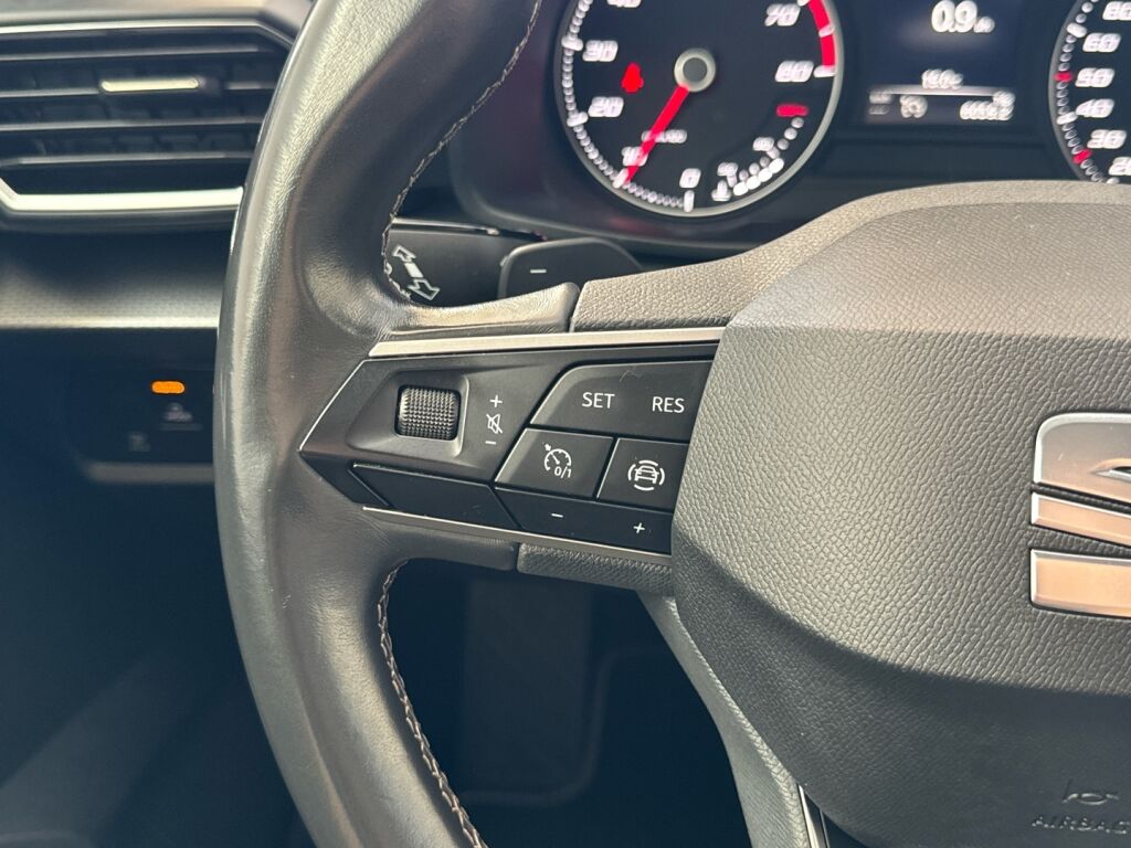 Seat Leon Sportstourer 2021 Valkoinen