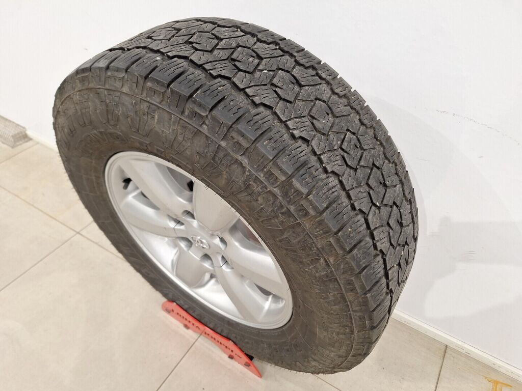 Toyota Hilux 2010 Harmaa