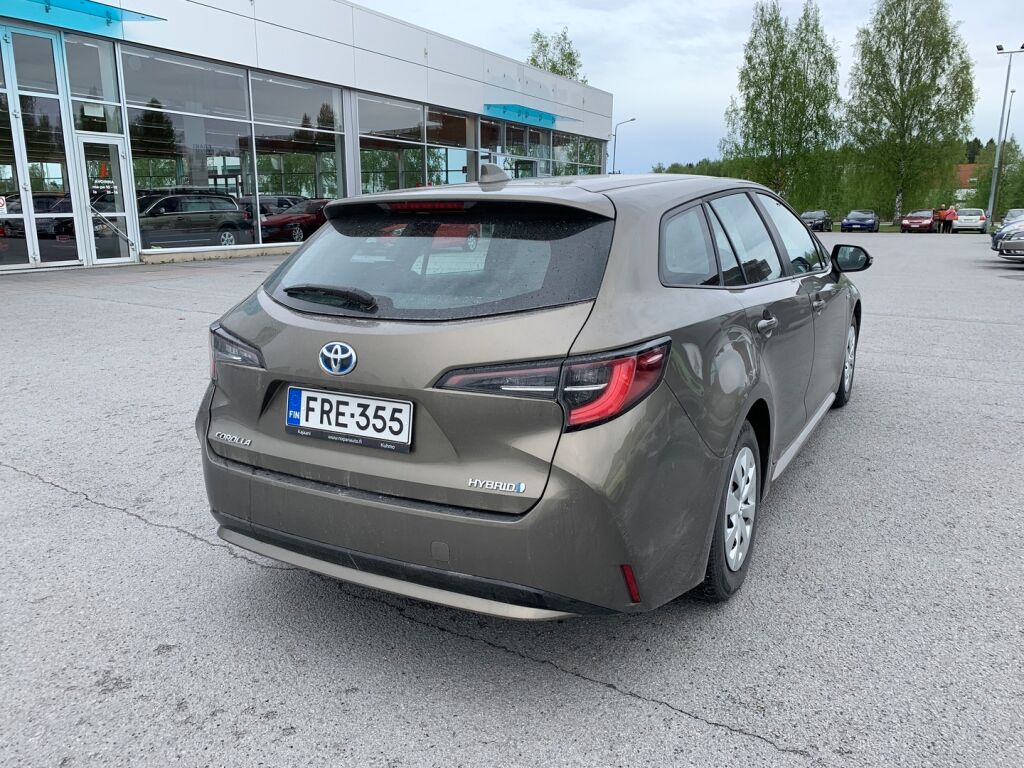Toyota Corolla 2021 Ruskea (beige)