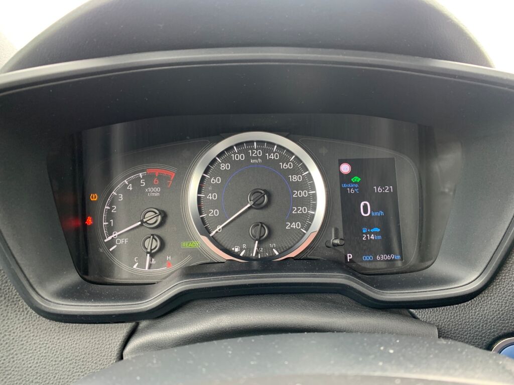 Toyota Corolla 2021 Ruskea (beige)