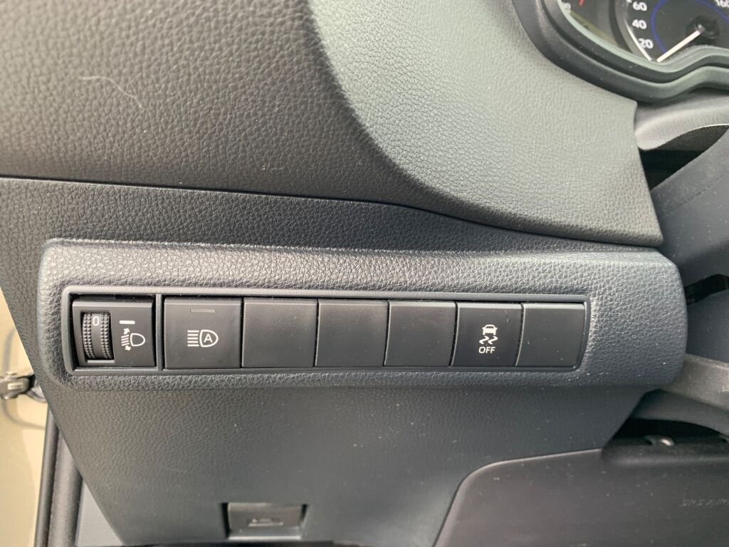 Toyota Corolla 2021 Ruskea (beige)