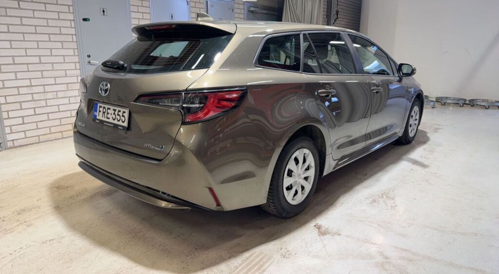 Toyota Corolla 2021 Ruskea (beige)