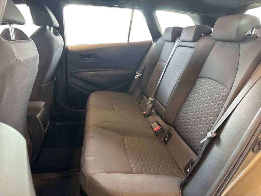 Toyota Corolla 2021 Ruskea (beige)