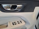 Volvo XC60 2021 Valkoinen