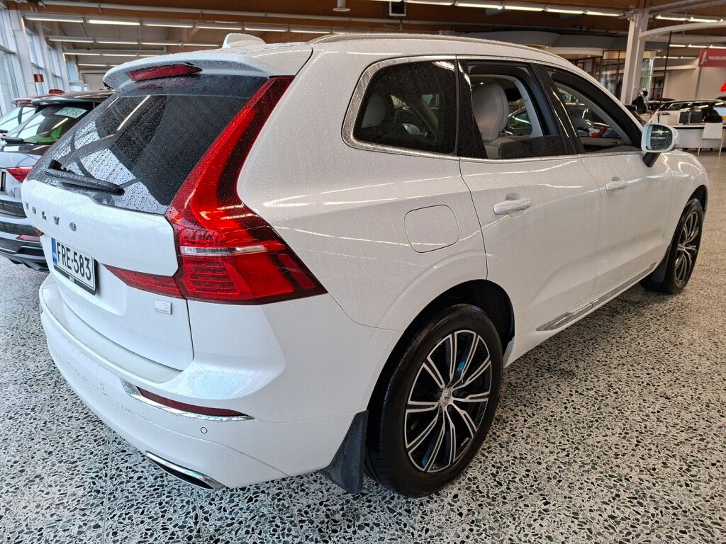 Volvo XC60 2021 Valkoinen