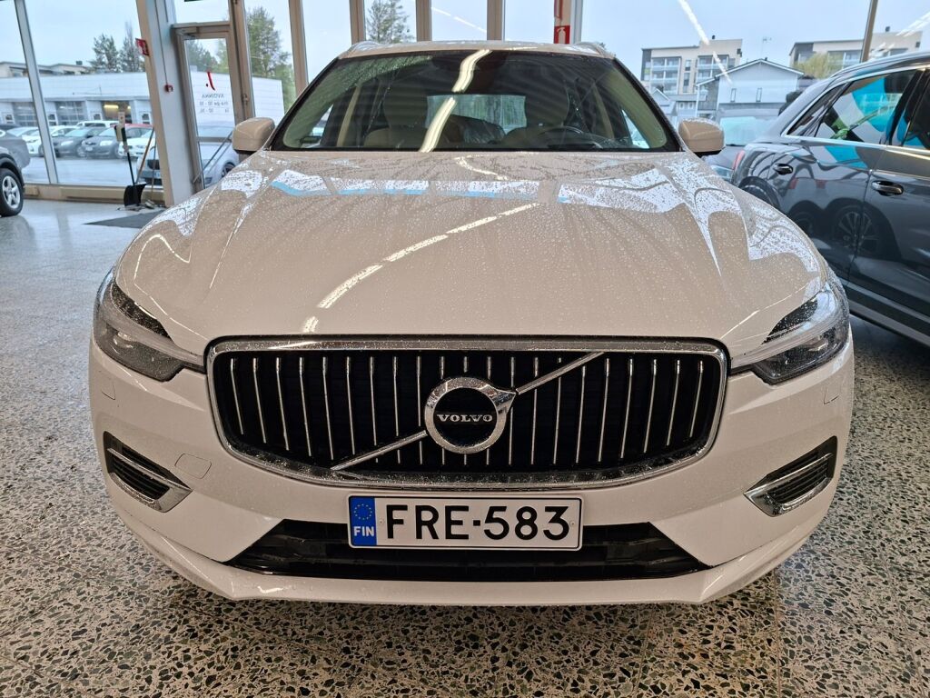 Volvo XC60 2021 Valkoinen