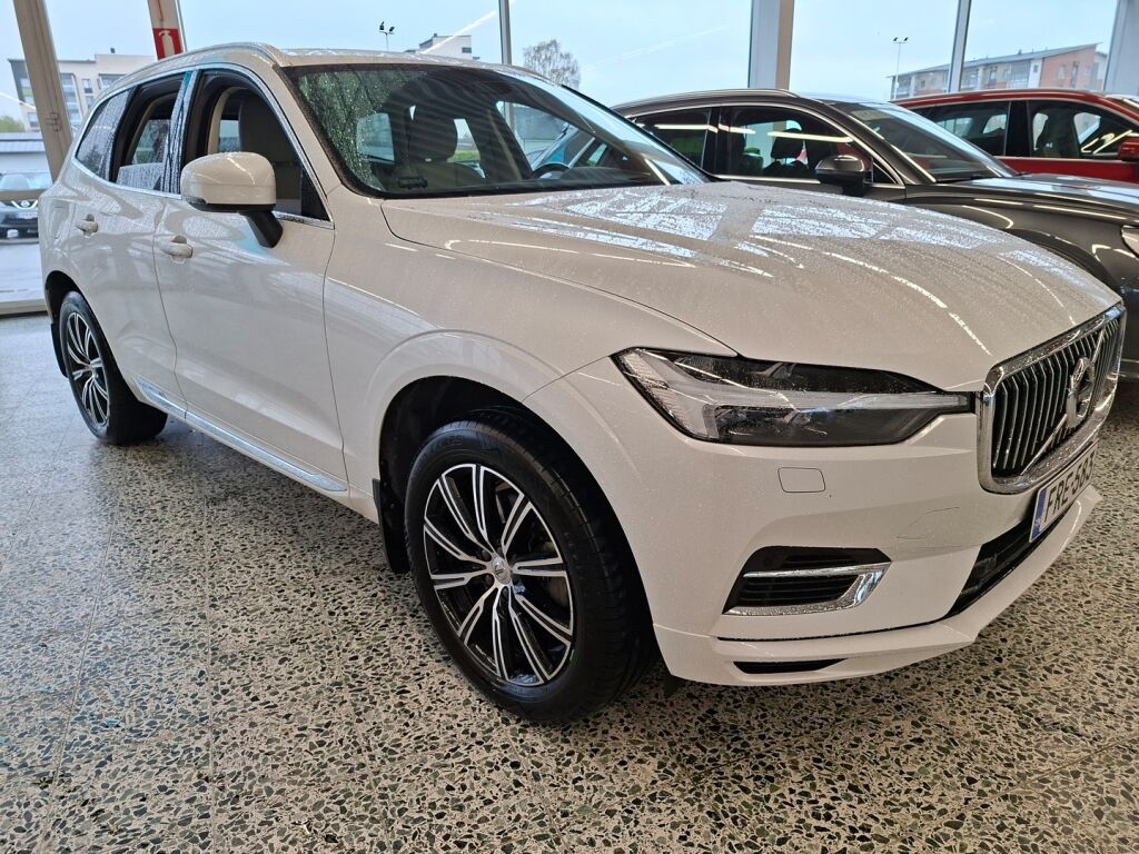 Volvo XC60 2021 Valkoinen