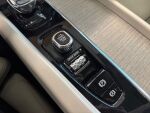 Volvo XC60 2021 Valkoinen