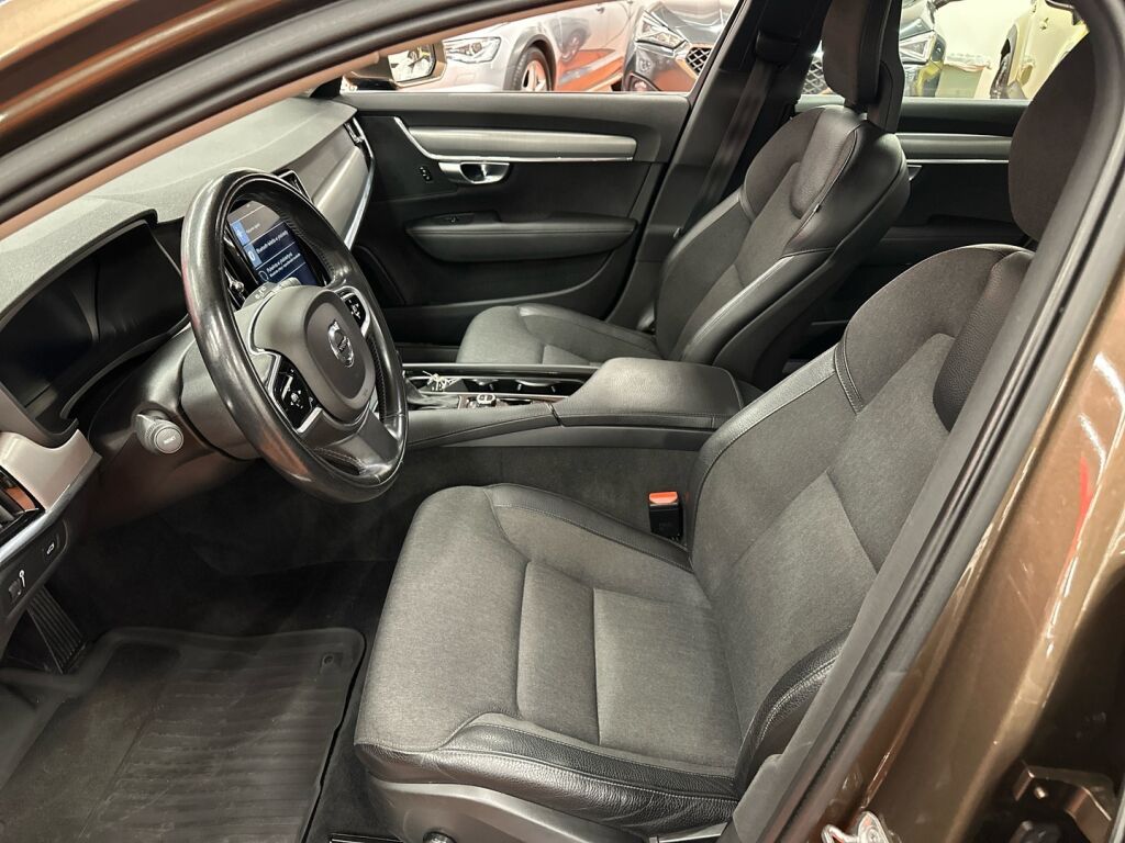 Volvo V90 2017 Ruskea (beige)