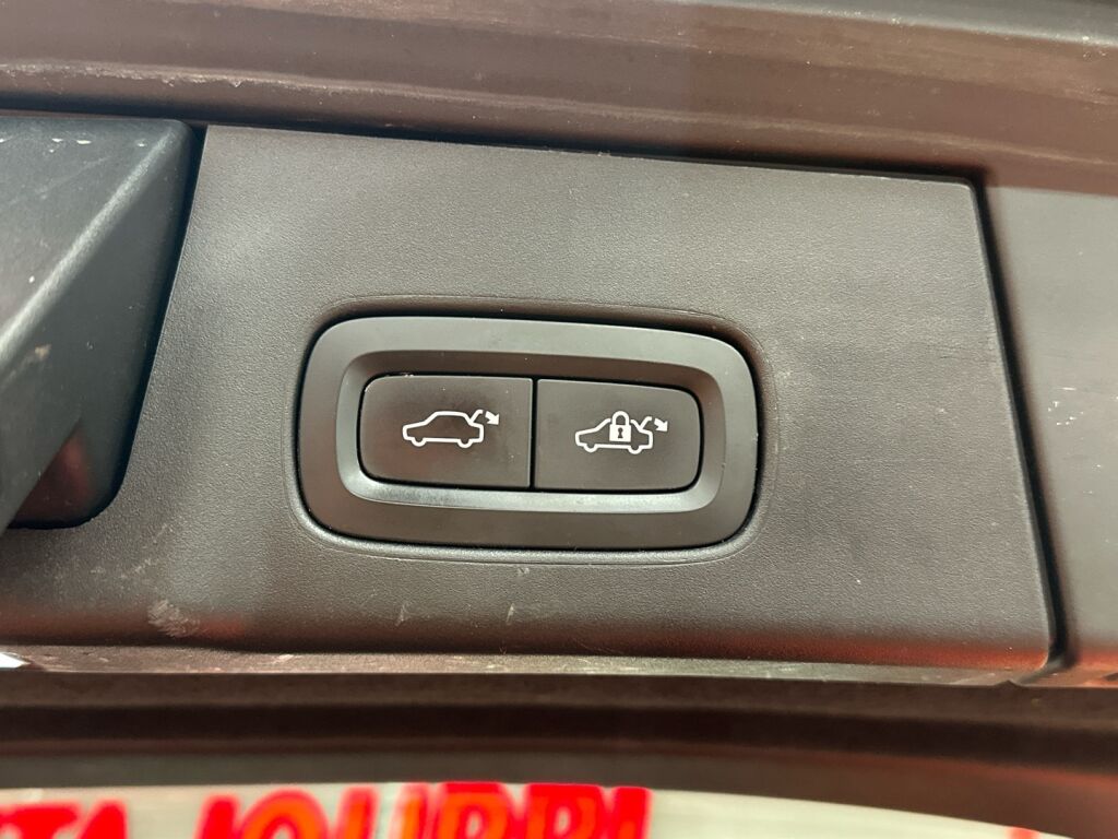 Volvo V90 2017 Ruskea (beige)