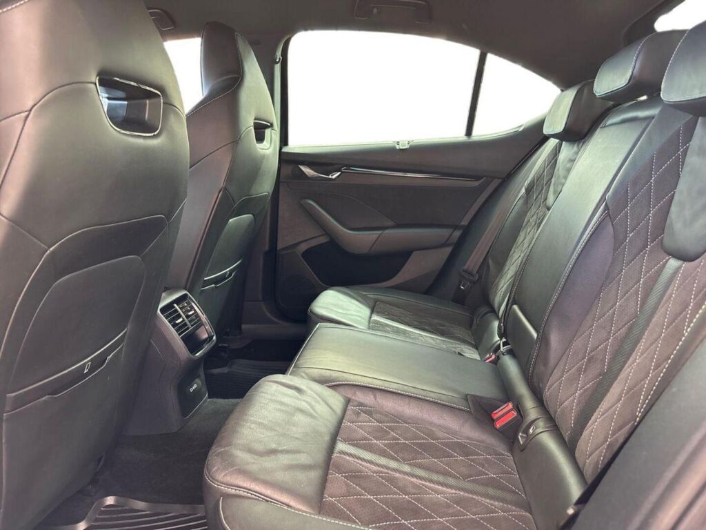 Skoda Octavia 2021 0