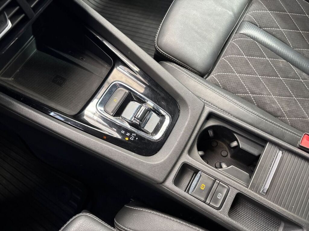 Skoda Octavia 2021 0