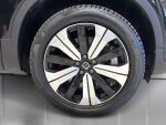 Volvo XC40 2023 Musta