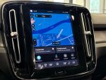 Volvo XC40 2023 Musta