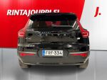 Volvo XC40 2023 Musta