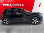 Volvo XC40 2023 Musta