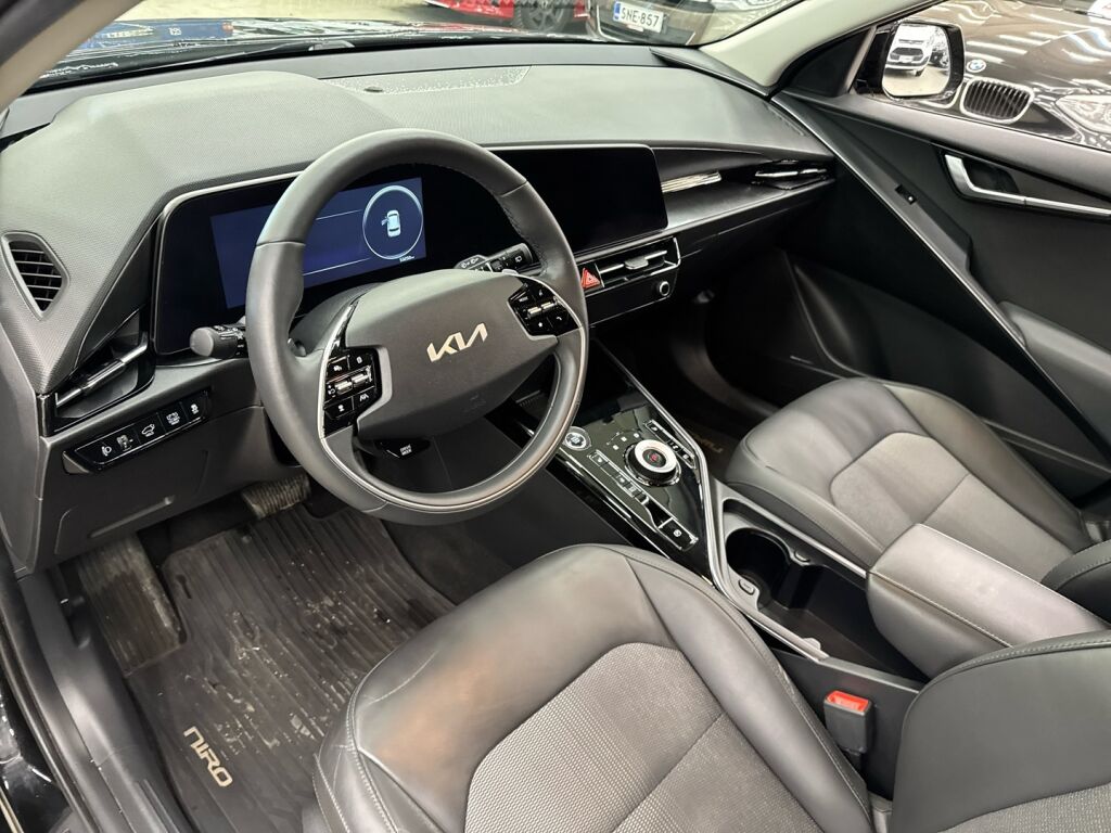 Kia Niro 2023 Musta