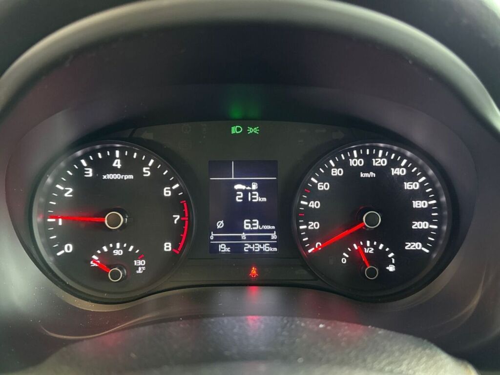 Kia Rio 2023 Sininen