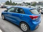Kia Rio 2023 Sininen