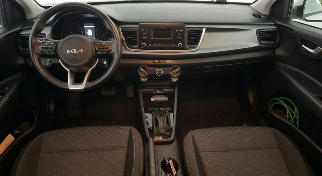 Kia Rio 2023 Valkoinen