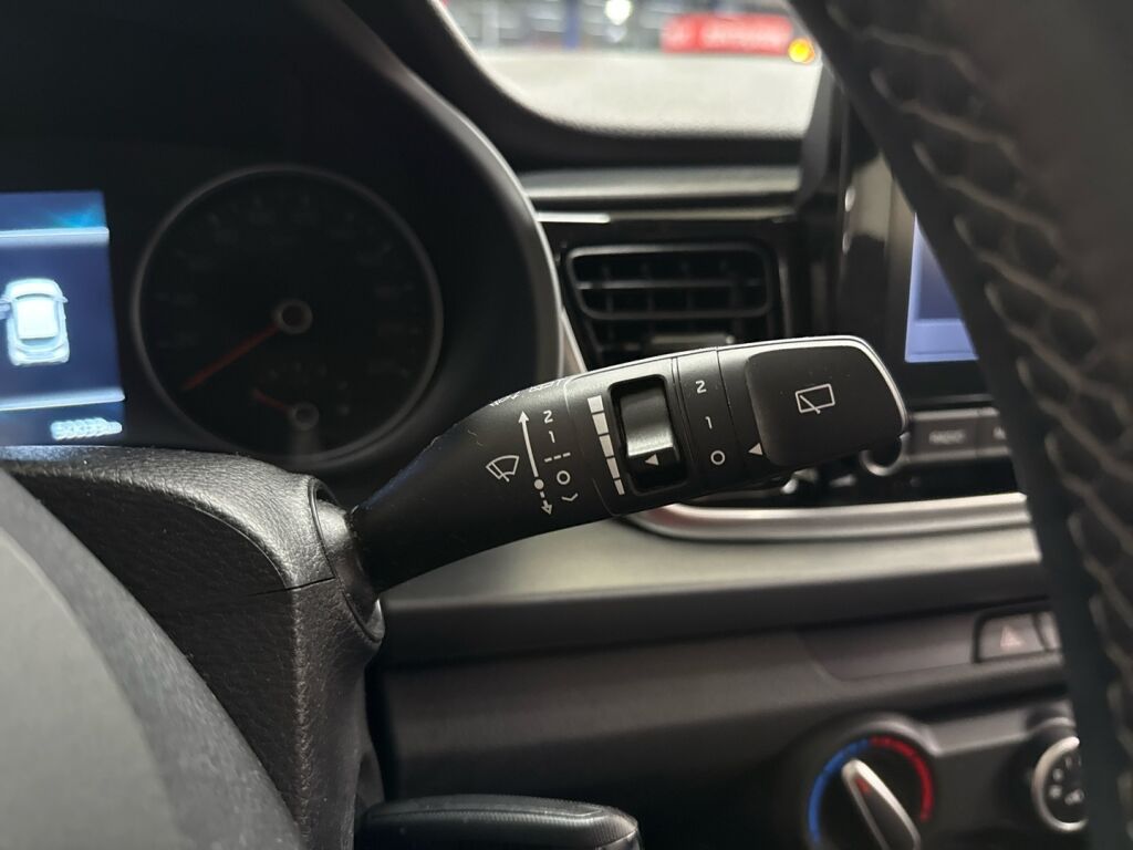 Kia Rio 2023 Valkoinen