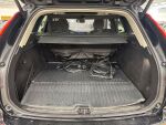Volvo XC60 2023 Musta