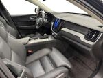 Volvo XC60 2023 Musta