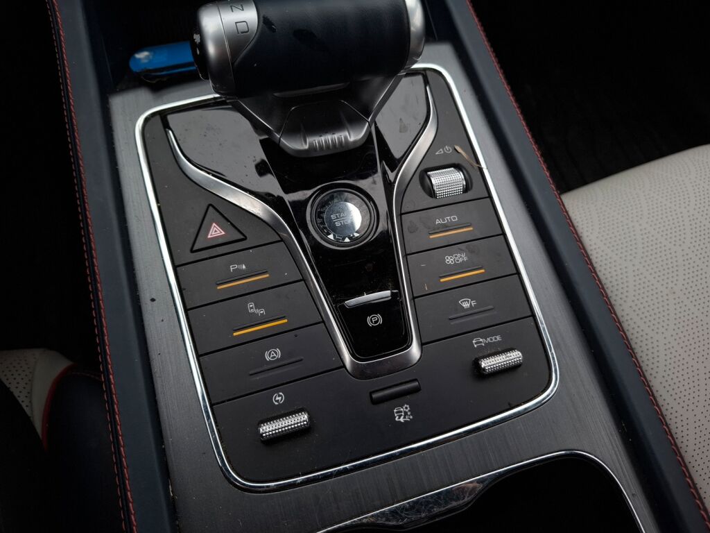 Byd ATTO3 2022 Valkoinen