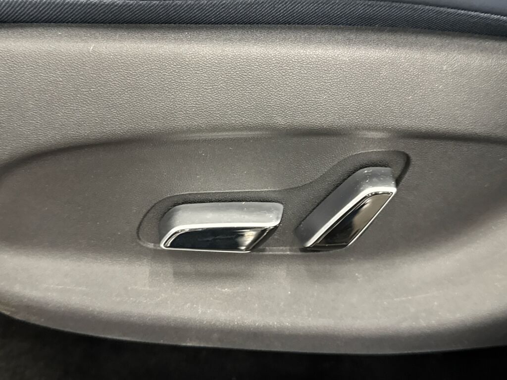 Byd ATTO3 2022 Valkoinen