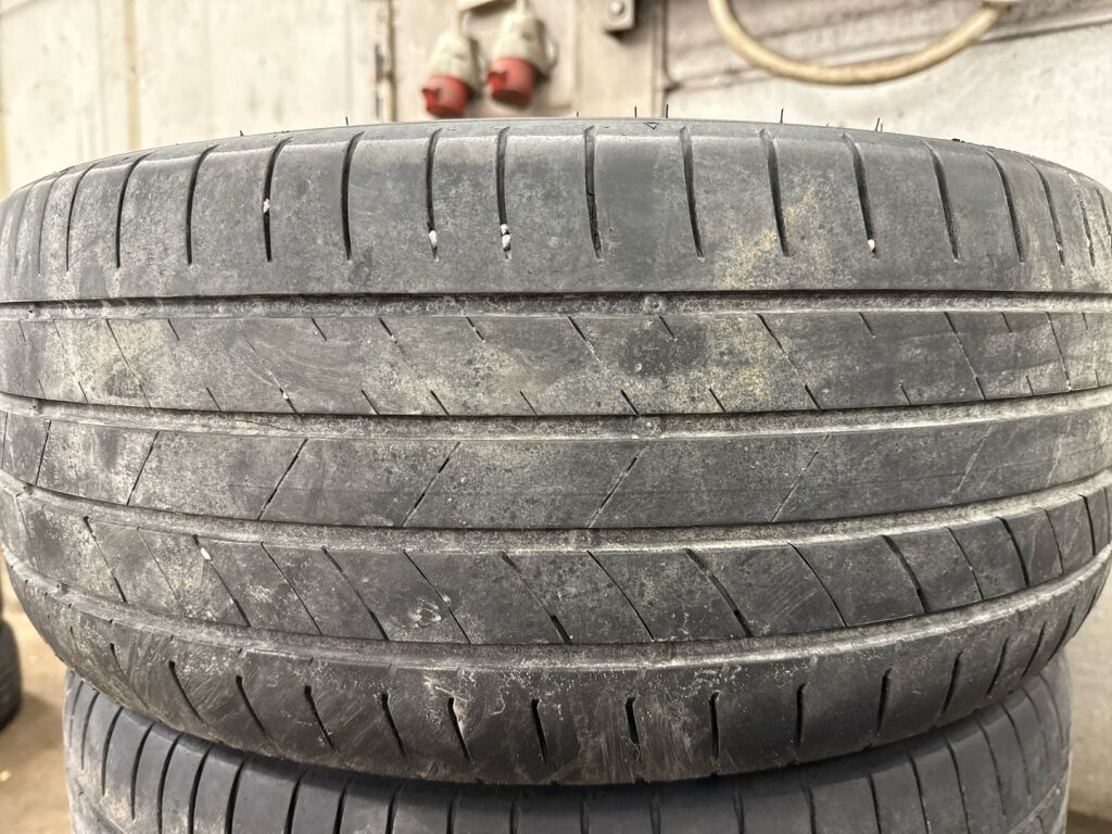 Skoda Superb 2023 Valkoinen