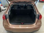 Mercedes-Benz A 2023 Ruskea (beige)