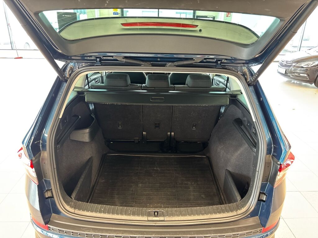 Skoda Kodiaq 2023 Sininen