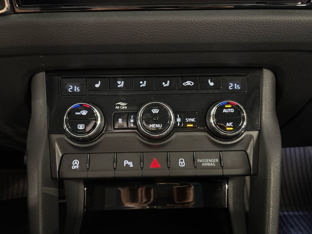 Skoda Kodiaq 2023 Sininen