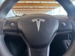 Tesla Model Y 2023 Musta