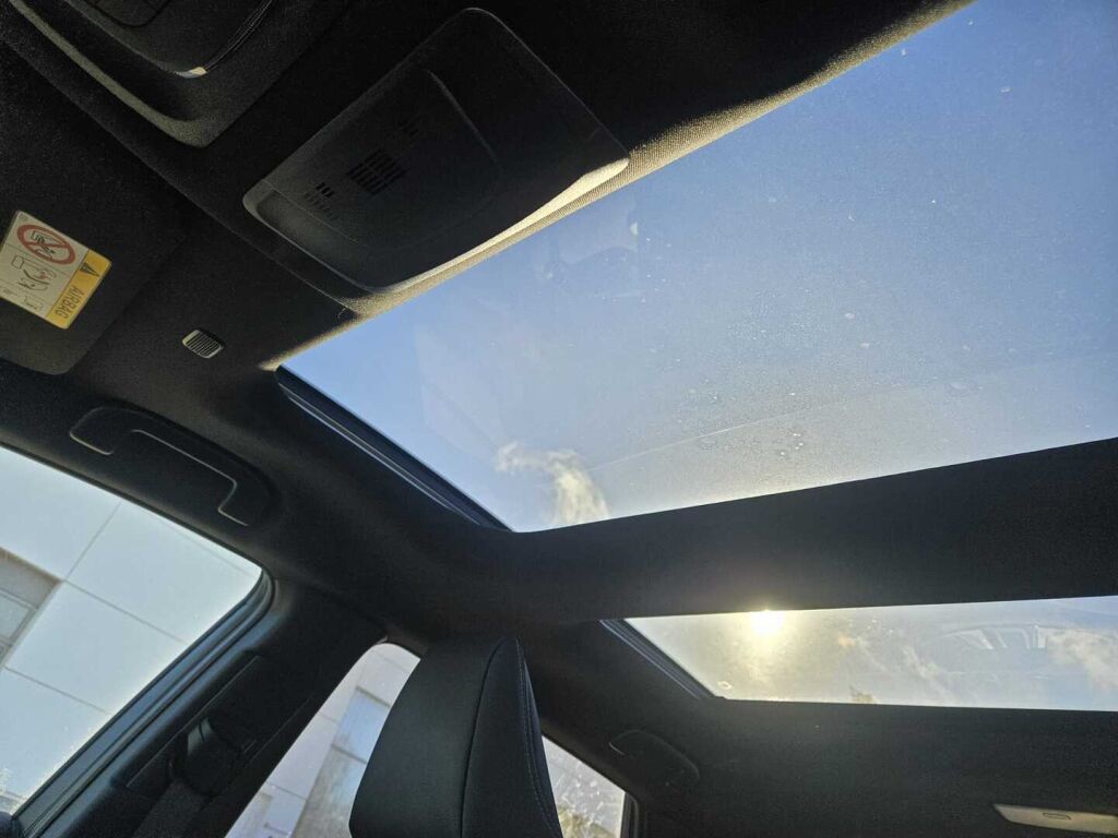 Toyota bZ4X 2023 Valkoinen